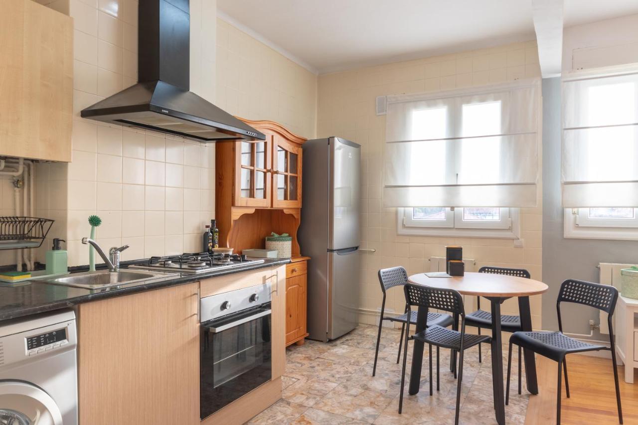 Getxo Surf Y Campo Apartment Екстериор снимка